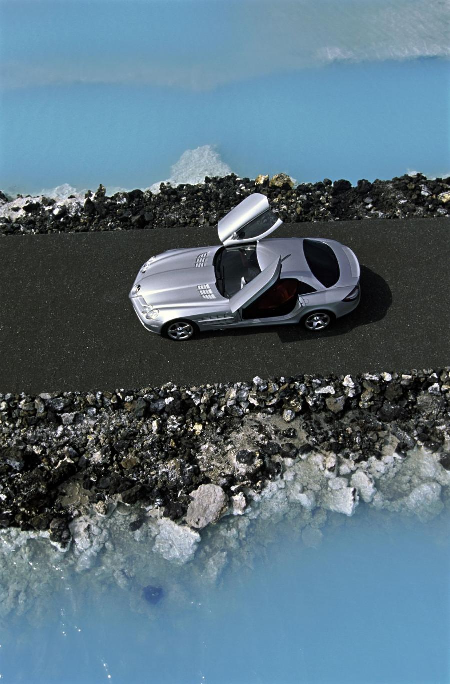  Mercedes-Benz SLR McLaren 2003 года  (фото 120 из 319)
